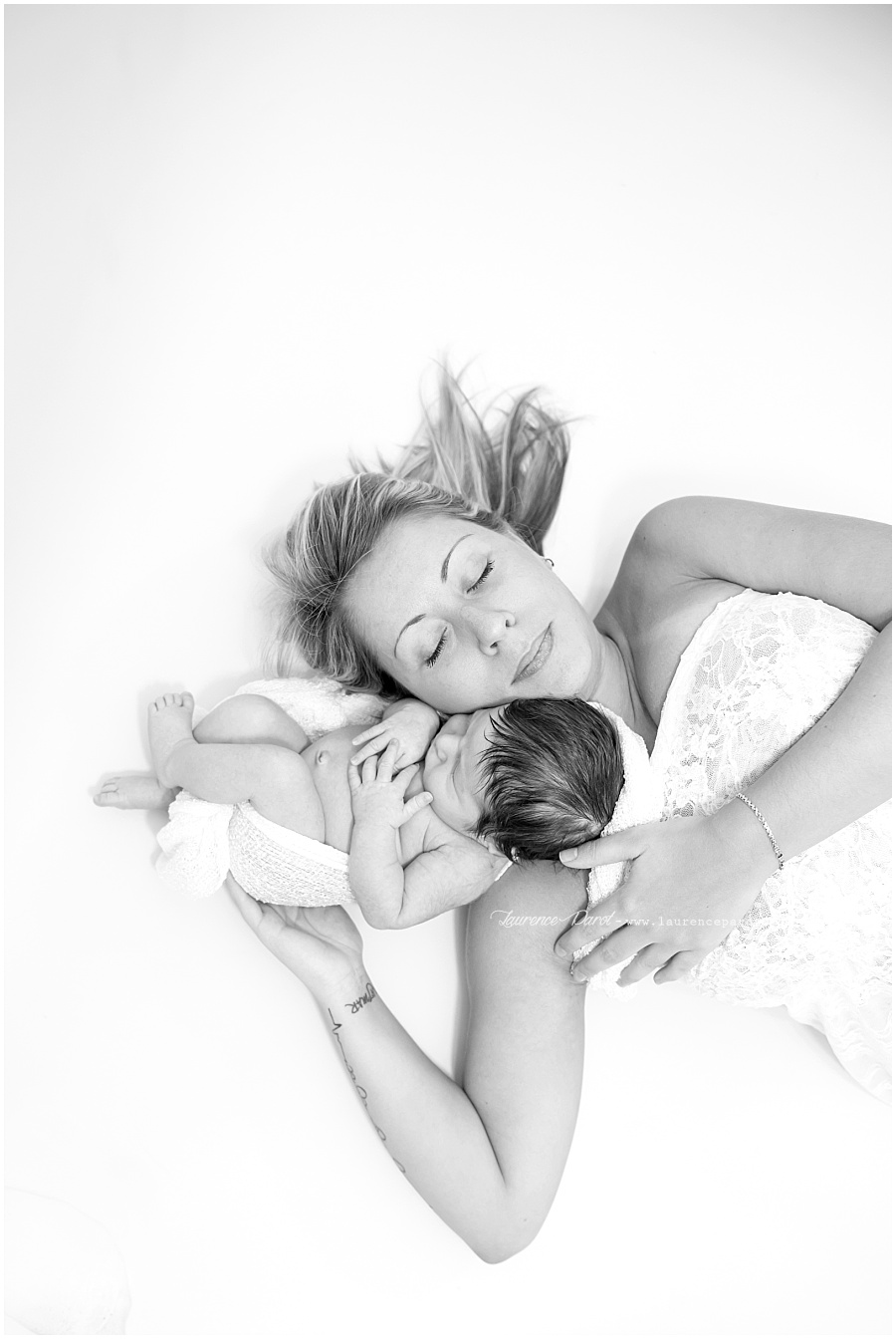 photo naissance avec maman studio essonne