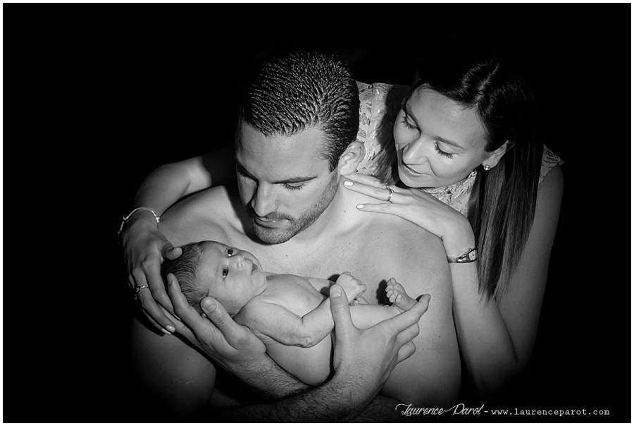 Photographe bébé -noir et blanc en studio - Essonne