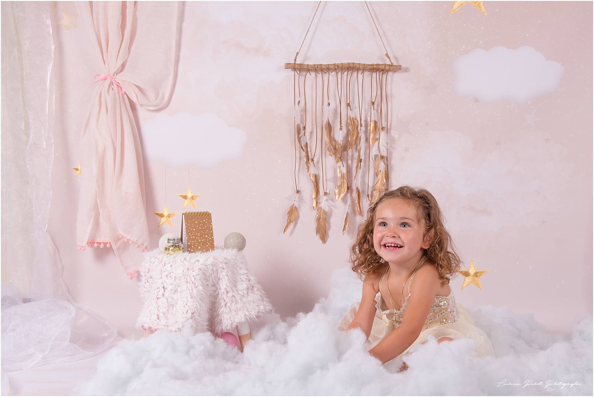 seance enfants cocooning nuages étoiles rose paillettes