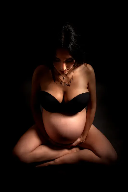 Séance photo grossesse au studio à Vigneux-sur-Seine (Essonne 91)